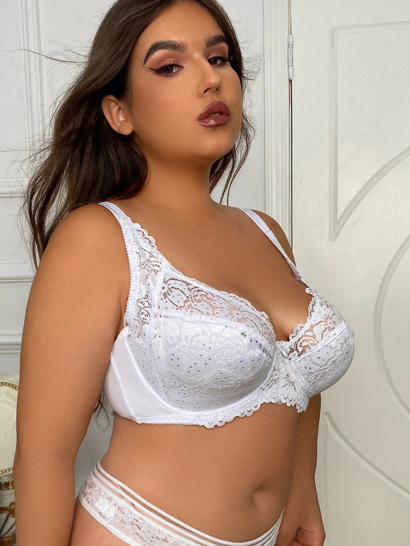 Lace E-Cup Underwire Bra